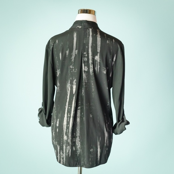 Elie Tahari M Black Grey Print Silk Career Shirt - Picture 5 of 6